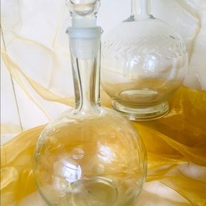 VICTORIAN PAIR OF CUT GLASS WINE DECANTERS